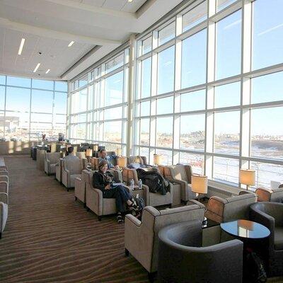 Edmonton International Airport Plaza Premium Lounge