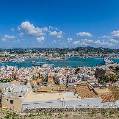 Private 4-hour walking tour of Ibiza with official tour guide