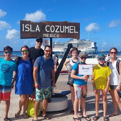 Cozumel: Private VIP Tour by Van (up to 12 passengers)