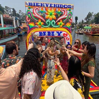 Xochimilco: Boat ride and Mexican Party, with unlimited drinks