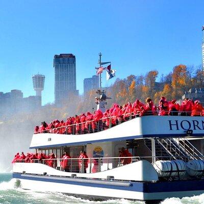Niagara Falls Day Tour From Toronto with Skip-the-Line Boat Ride