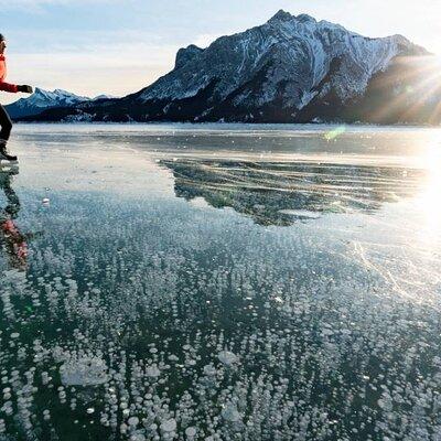Icefields Parkway & Ice Bubbles of Abraham Lake Adventure