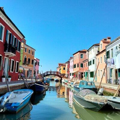 Murano Glass Experience with a Visit to a Burano lace island