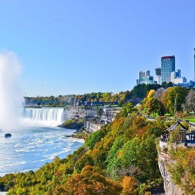 Niagara Falls Day Tour from Toronto w/ Boat, Lunch, Winery Stop