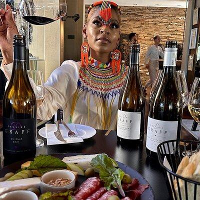 Stellenbosch & Franschhoek 20 Wine Tasting + Lunch Shared Tour