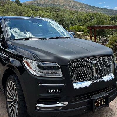 6-Hour Private Wine Country Tour of Napa Valley (up to 6 people) in Large SUV