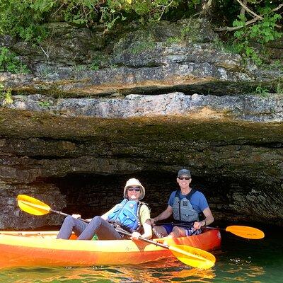 Cave Point Kayak Tour