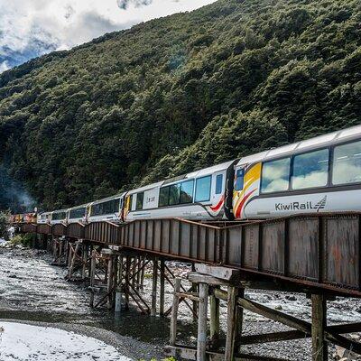 Full Day Arthurs Pass Tour with Tranzalpine Train in New Zealand