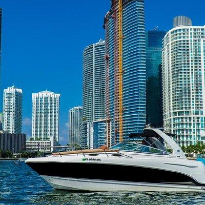 Miami Private Boat Cruise & Tour with a Captain 