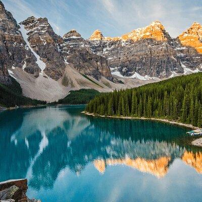 Experience Moraine & Lake Louise with Rewild Adventure Tours