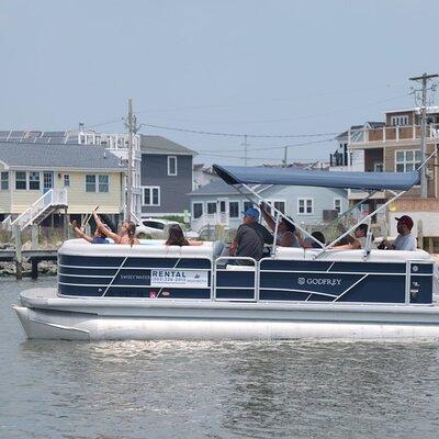 8-Hour Pontoon Boat Rental in Dewey Beach