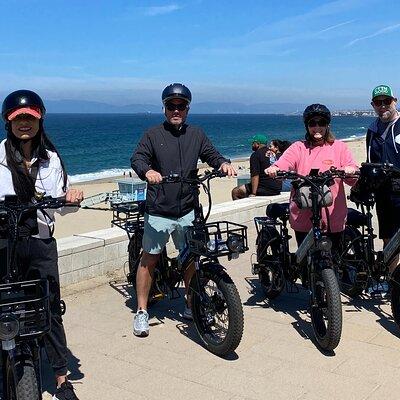 Coastal Adventure: Redondo to Santa Monica E-Bike Tour