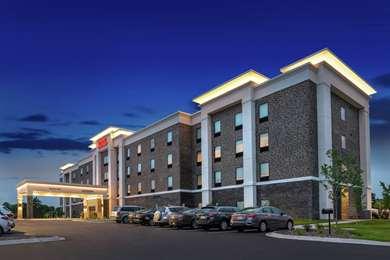 Hampton Inn & Suites St. Paul Oakdale/Woodbury Hotel