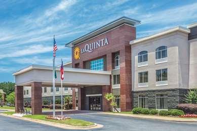La Quinta Inn & Suites by Wyndham Columbus North