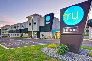 Tru by Hilton Syracuse North Area