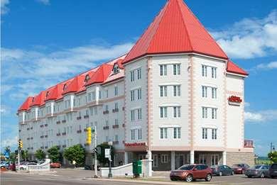 Ch&#226;teau Moncton Hotel & Suites, Trademark Collection by Wyndham