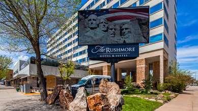 Rushmore Hotel and Suites, BW Premier Collection