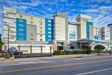 DoubleTree by Hilton Virginia Beach Oceanfront South