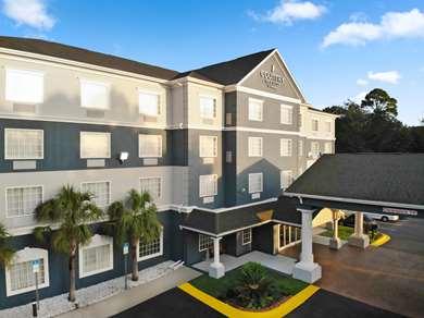 Country Inn & Suites by Radisson West