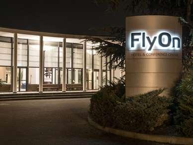 Flyon Hotel And Conference