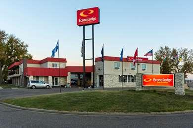 Econo Lodge Inn And Suites