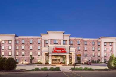Hampton Inn & Suites by Hilton-West Bend