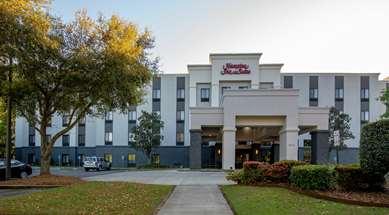 Hampton Inn & Suites by Hilton Lafayette-South College Rd