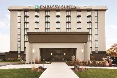 Embassy Suites By Hilton Bloomingto