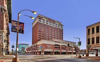 Hampton Inn by Hilton St. Louis-Downtown