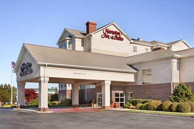 Hampton Inn Andamp  Suites Providen