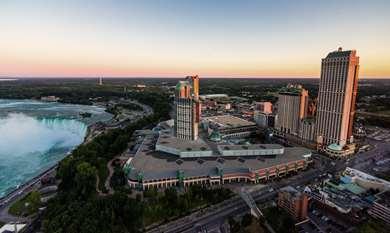 Hilton Hotel & Suites Niagara Falls/Fallsview