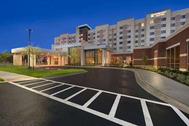 Embassy Suites by Hilton Chicago-Naperville
