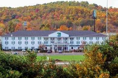 Quality Inn And Suites Bellville -