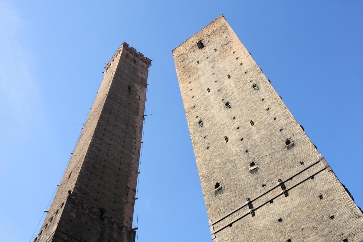 Two Towers (Due Torri)