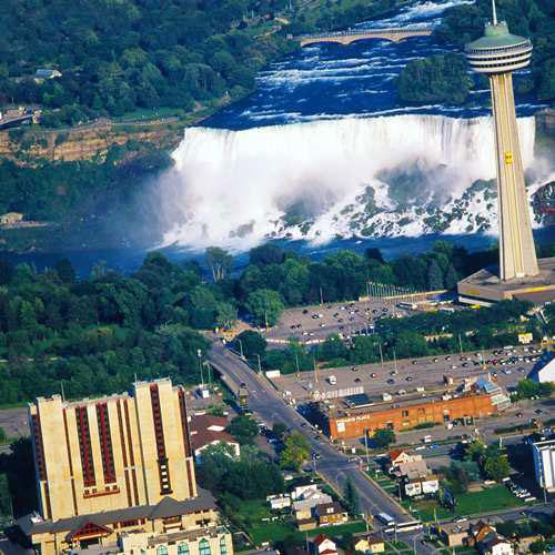 DoubleTree Fallsview Resort & Spa by Hilton Niagara Falls
