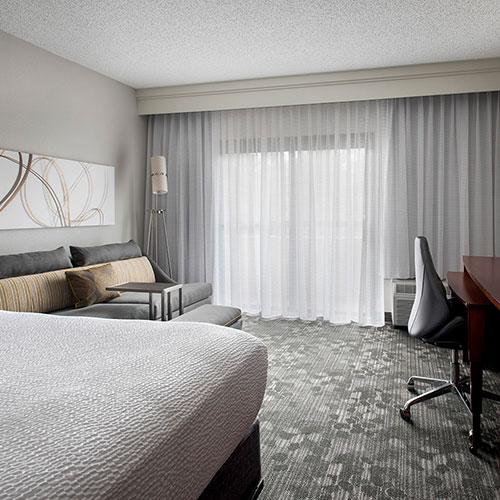 Courtyard by Marriott Lincroft/Red Bank