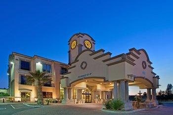 Holiday Inn Express Hotel & Suites-Tucson Mall