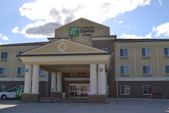 Holiday Inn Exp Stes Northwood