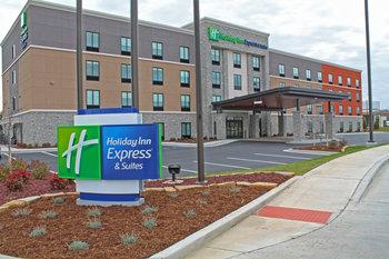 Holiday Inn Express & Suites St. Louis South-I-55