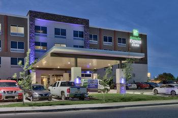 Holiday Inn Exp Stes Roswell