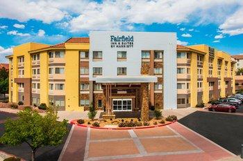 Fairfield Inn & Suites by Marriott Airport