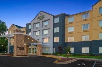 Fairfield Inn & Suites by Marriott I-240 & Perkins