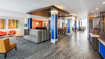 Holiday Inn Express Hotel & Suites East Peoria - Riverfront