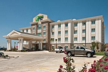 Holiday Inn Express And Suites Pear