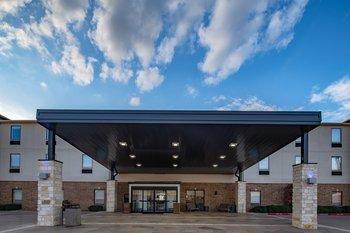 Holiday Inn Express & Suites N Waco Area - West